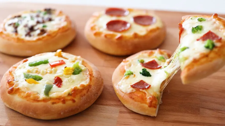 Pepperoni Mini Pizzas