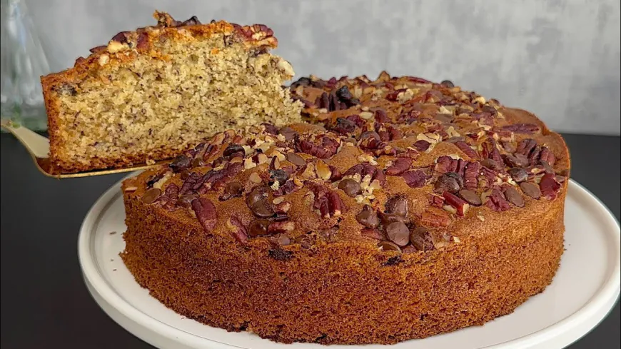 Banana Almond Cake