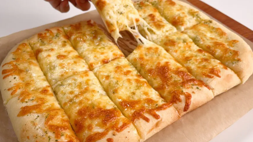 Cheesy Garlic Breadsticks