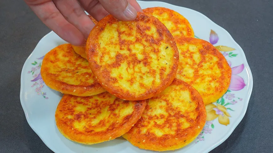 Mozzarella Potato Cakes