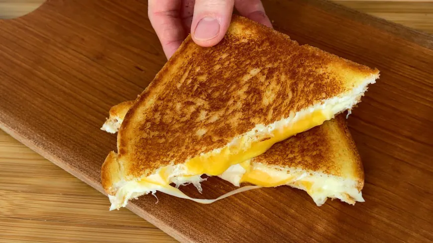 Triple Cheese Grilled Sandwich