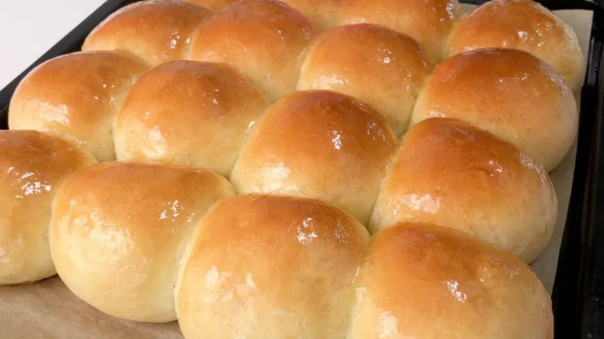 Soft Dinner Rolls