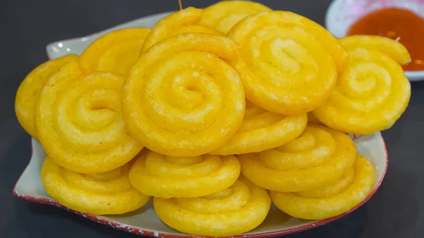 Crispy Potato Jalebi