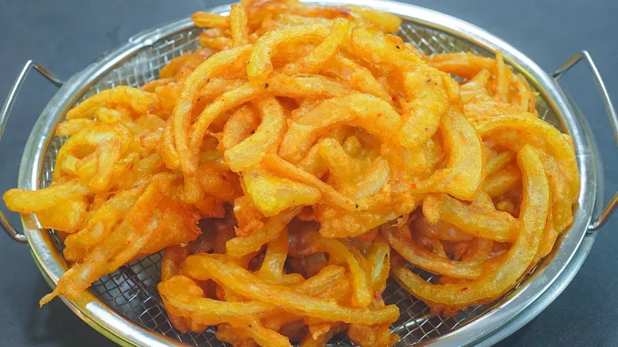 Crispy Onion Fritters