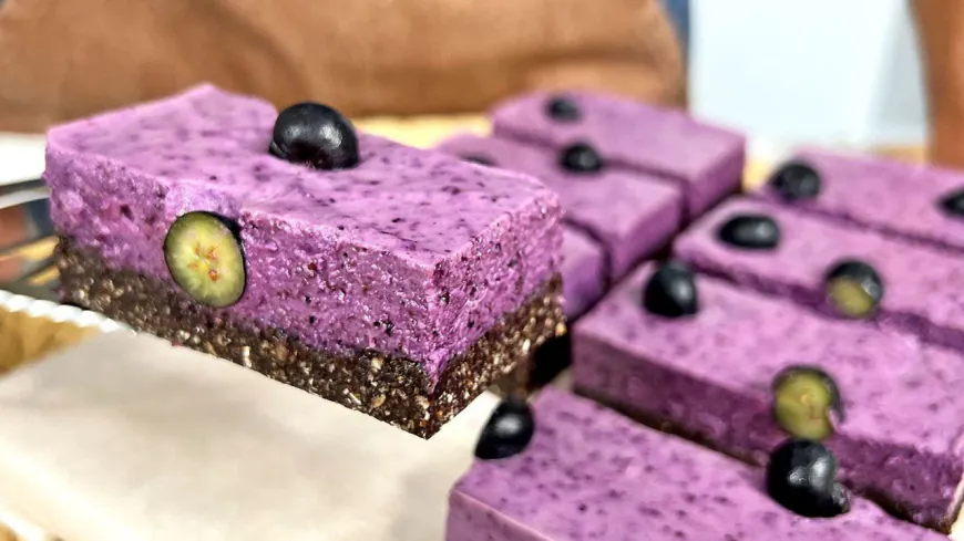 Blueberry Cashew Bars