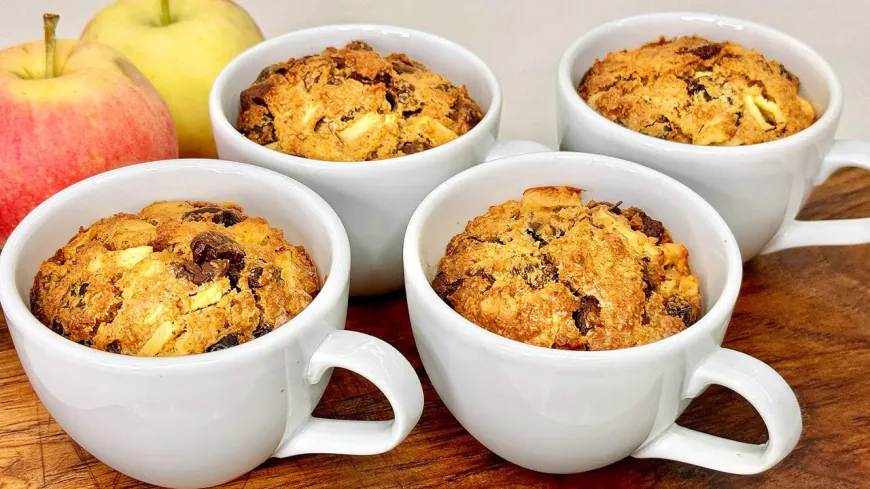 Apple Chocolate Chip Cup Muffins