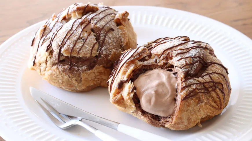 Chocolate Cream Puffs