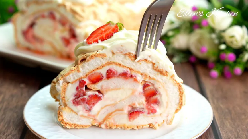 Strawberry Meringue Roulade