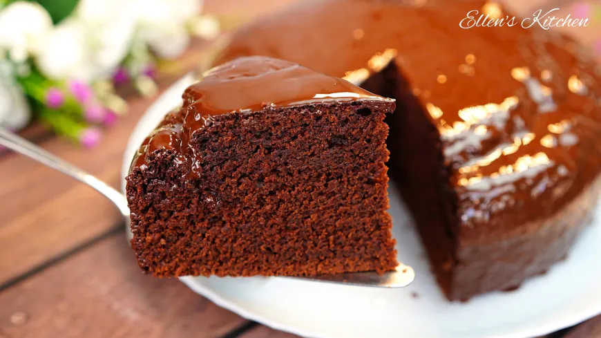 Chocolate Cake with Chocolate Glaze