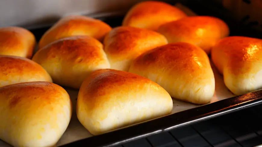 Meat And Cabbage Stuffed Buns