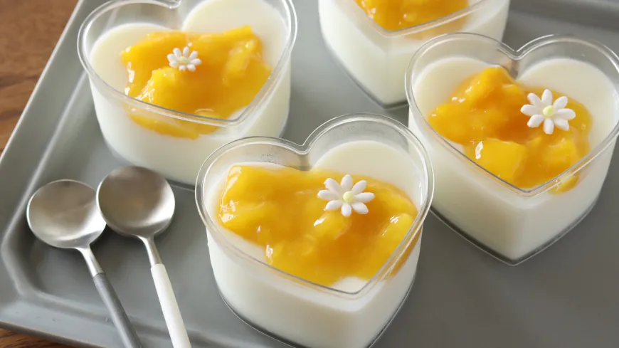 Mango Yogurt Panna Cotta