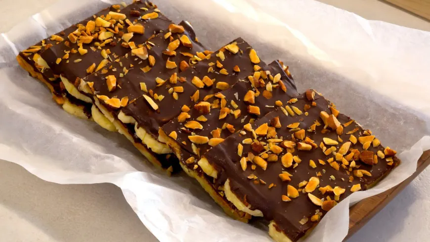 Chocolate Peanut Butter Banana Bars