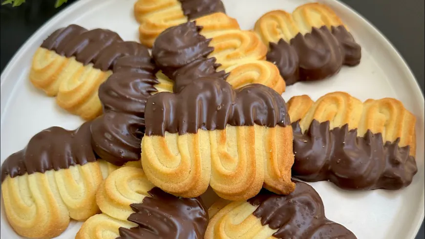 Chocolate Dipped Butter Cookies Recipe