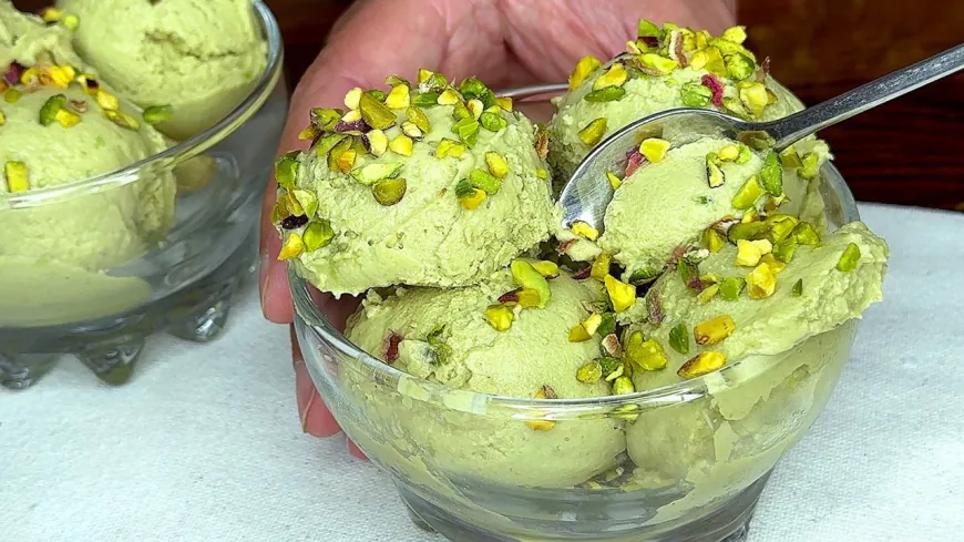 Avocado Banana Pistachio Mousse