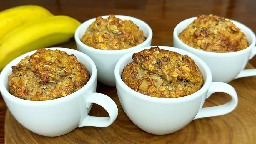 Banana Oatmeal Mug Cakes Recipe