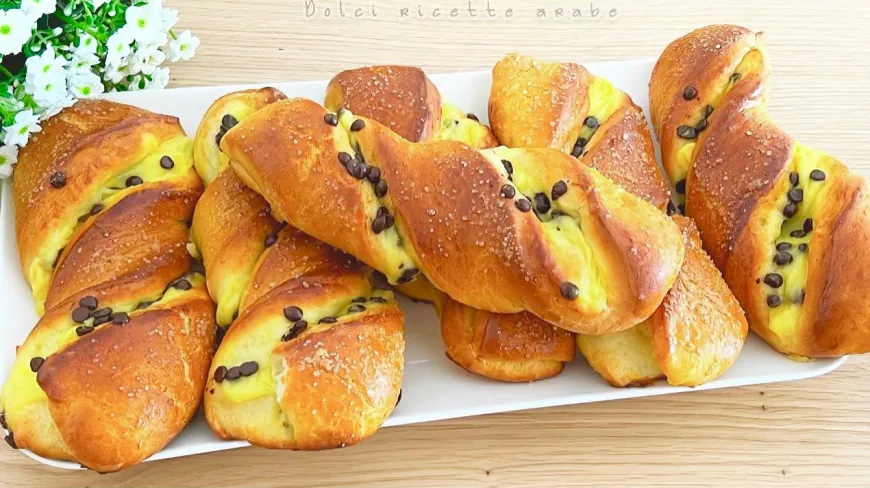 Custard and Chocolate Chip Twists Recipe