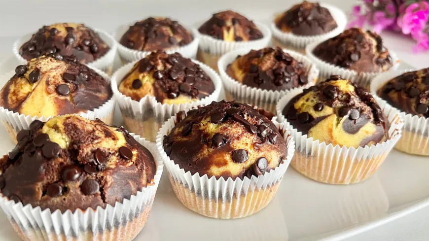 Chocolate Marble Mini Cakes