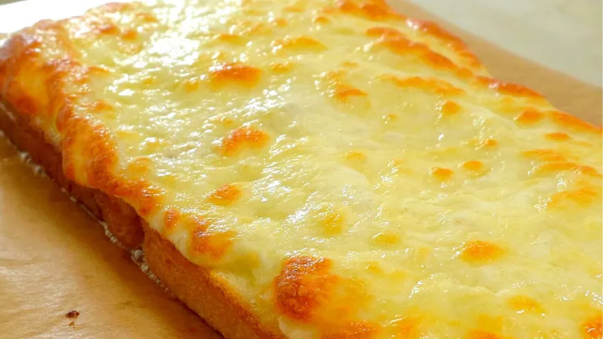 Sweet & Savory Toast with Cheese and Jam