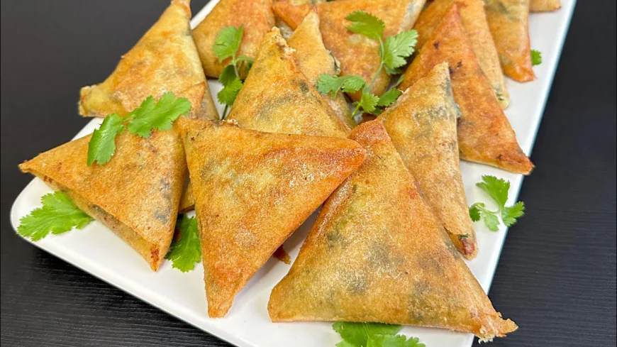 Spinach and Cheese Samosas Recipe